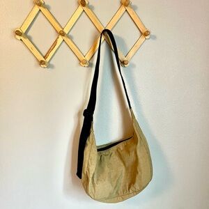 Baggu brown medium crescent bag